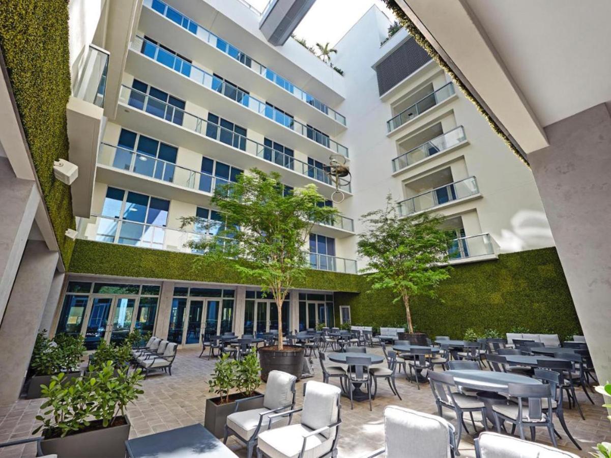 Hollywood Studios Condo Costa Экстерьер фото
