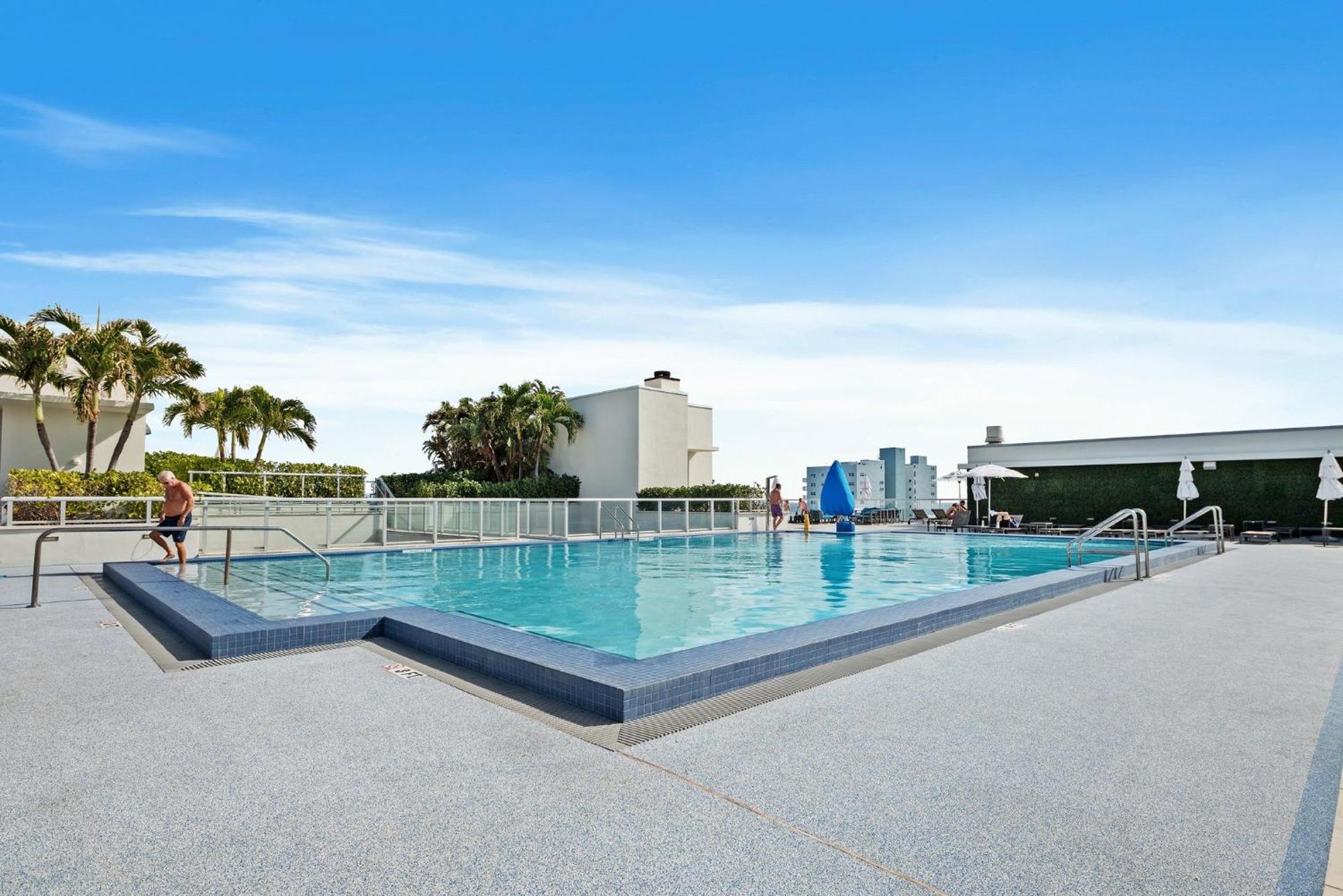 Hollywood Studios Condo Costa Экстерьер фото