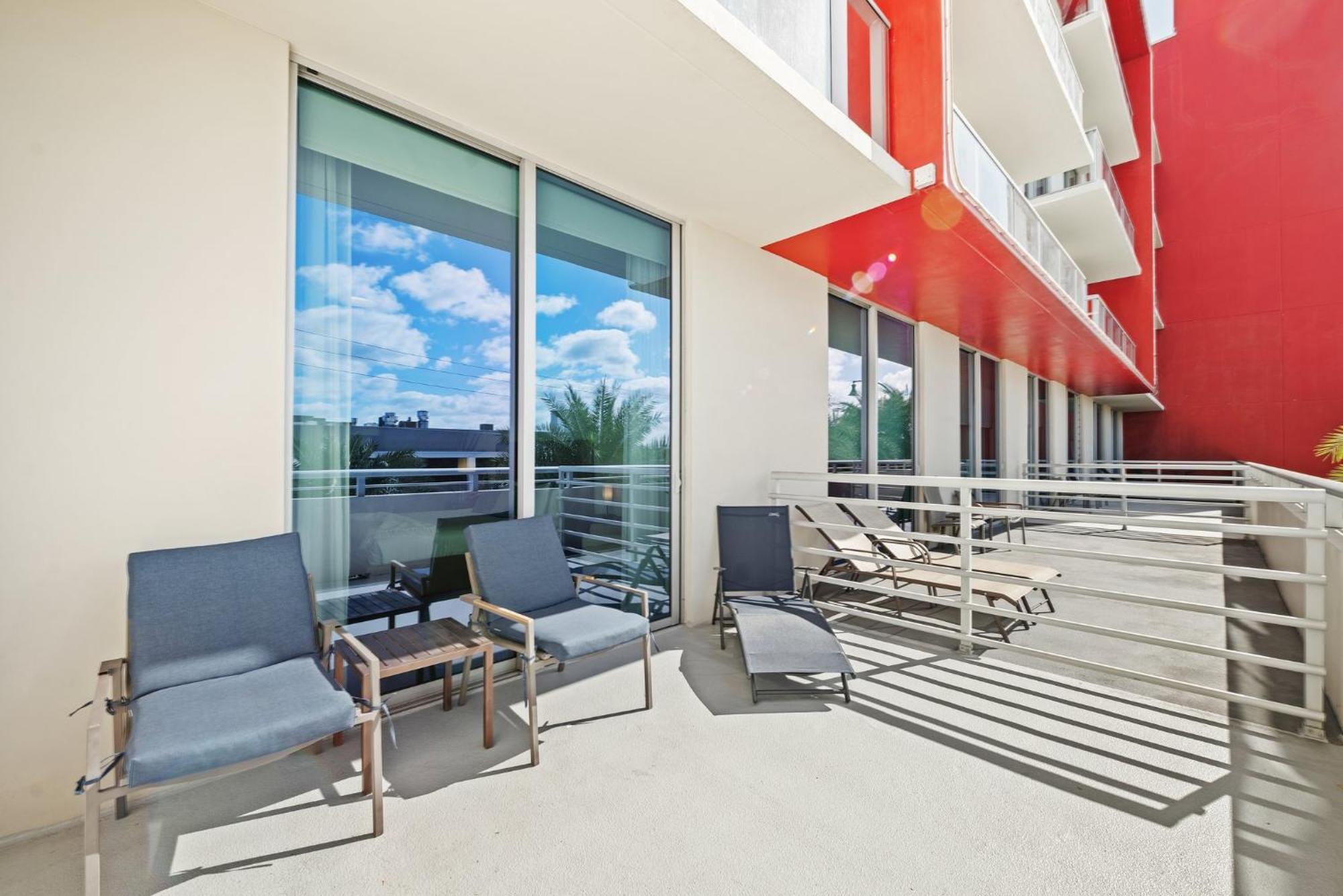 Hollywood Studios Condo Costa Экстерьер фото
